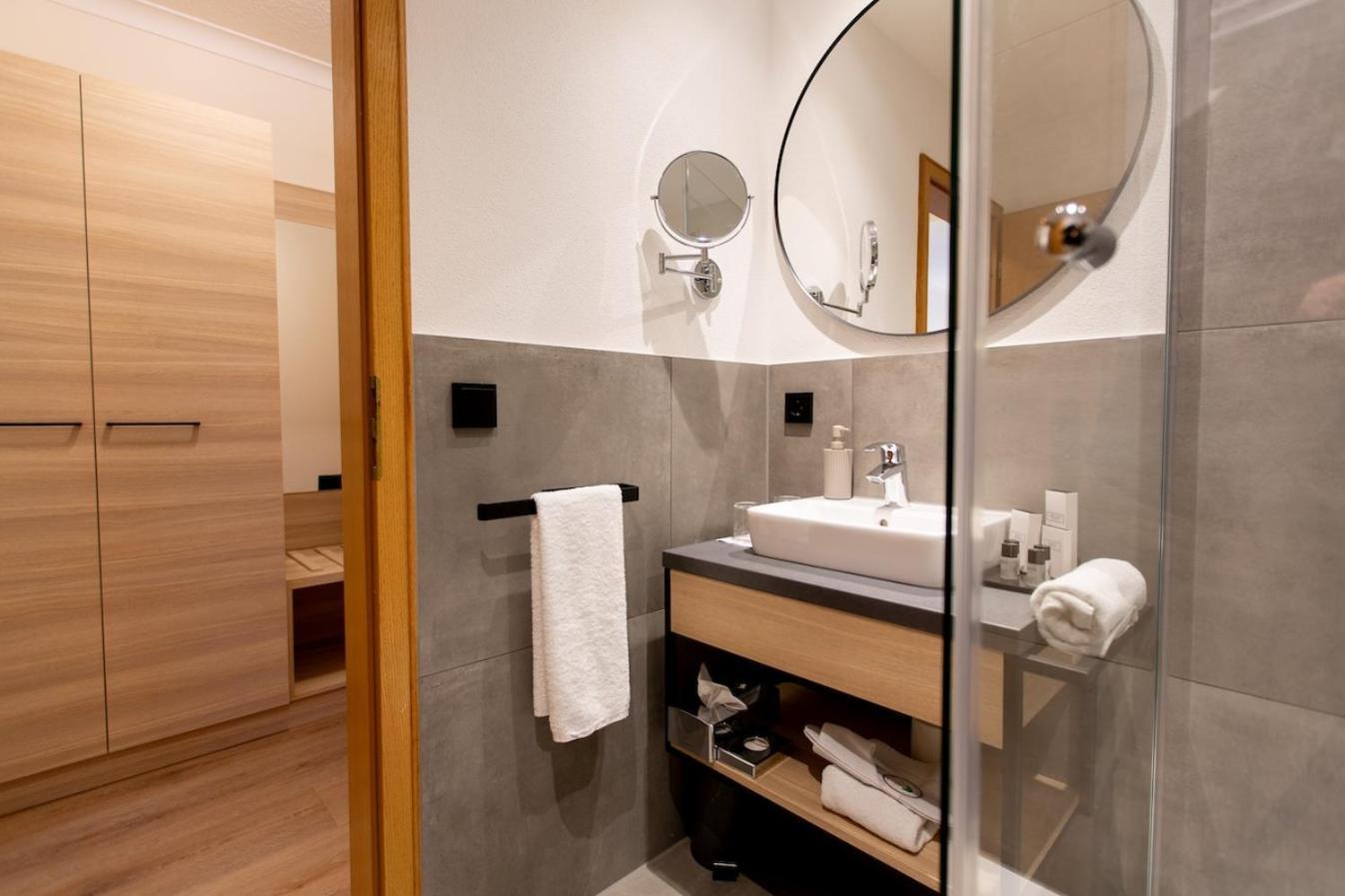 Korbstadthotel Krone Lichtenfels  Buitenkant foto